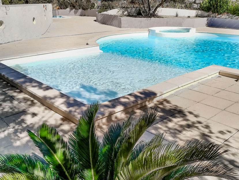 Camping avec piscine Montpellier Toboggan, jacuzzi et piscine Montpellier