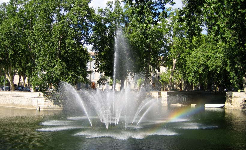 fontaines nimes
