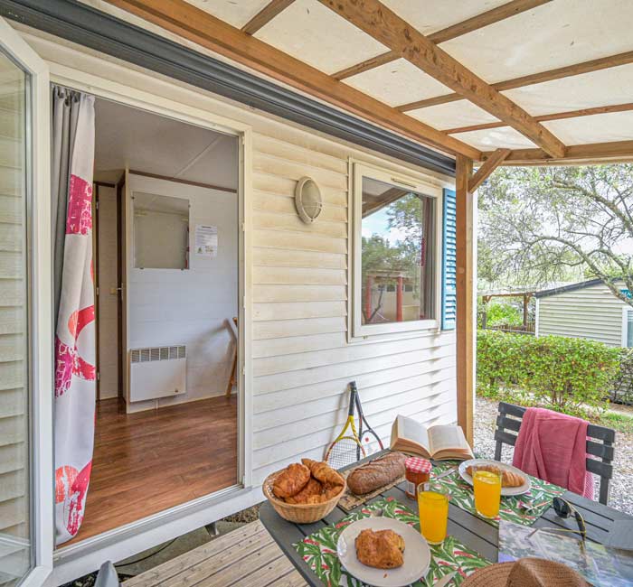 Camping_Fondespierres_mh15-terrasse