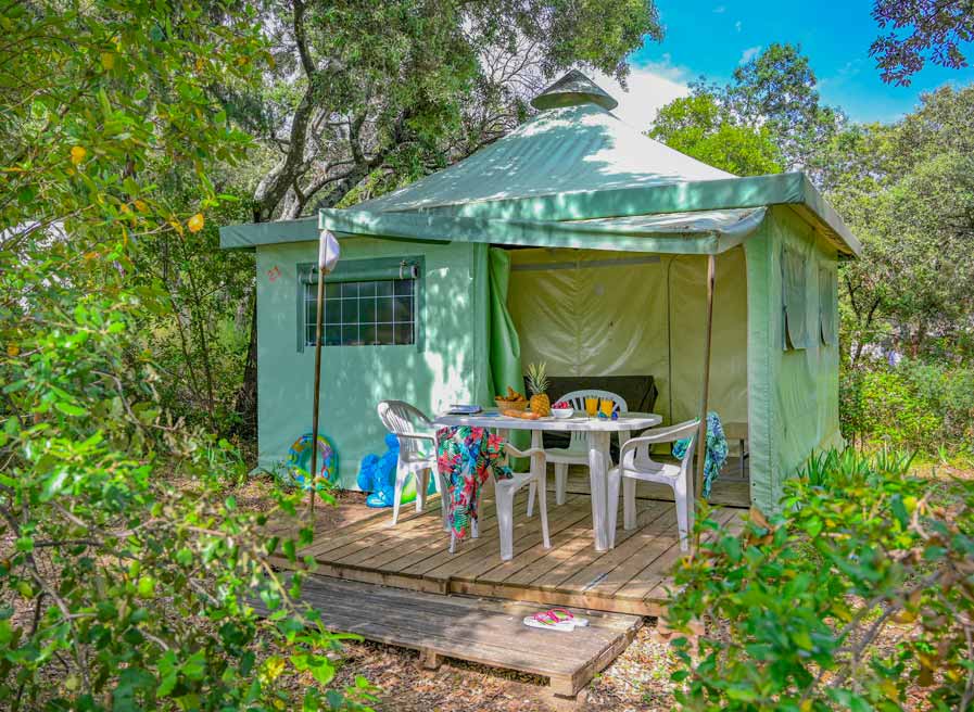 Camping_Fondespierres_tente