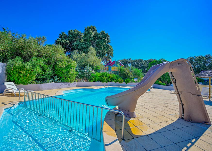 Camping_Fondespierres_toboggan